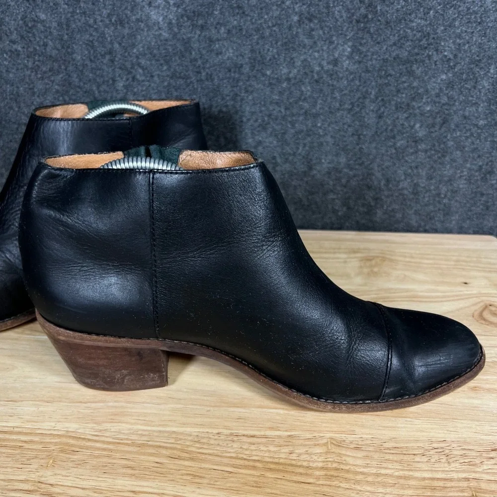 Madewell Black Leather Cap Toe Ankle Boots Side Buckle B8034 Size 11